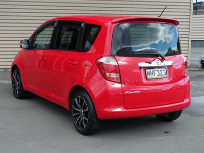 2007 Toyota Ractis - Thumbnail