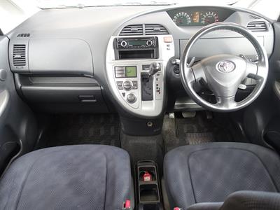 2007 Toyota Ractis - Thumbnail