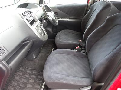 2007 Toyota Ractis - Thumbnail