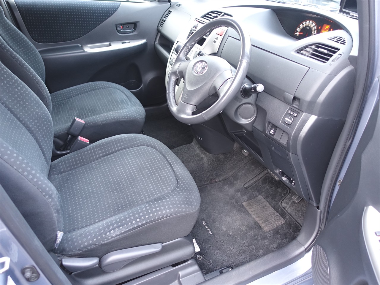 2009 Toyota Ractis