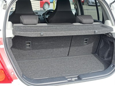 2008 Suzuki Swift - Thumbnail