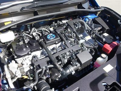 2016 Toyota C-HR - Thumbnail