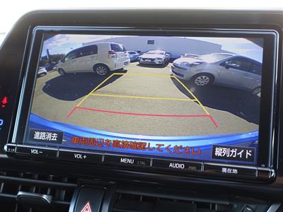 2016 Toyota C-HR - Thumbnail