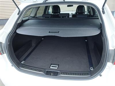 2011 Toyota Avensis - Thumbnail