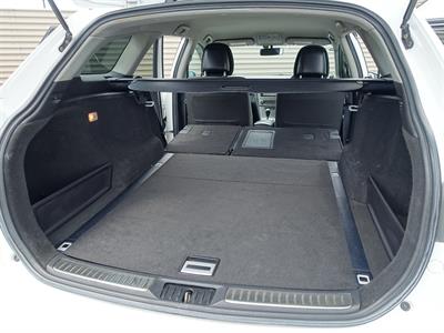 2011 Toyota Avensis - Thumbnail