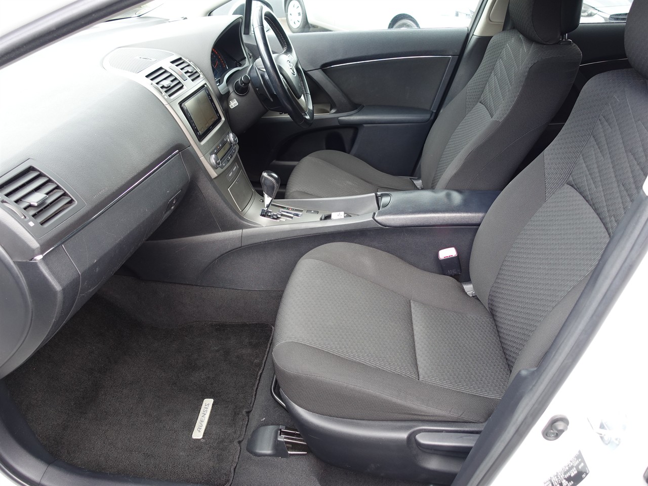 2011 Toyota Avensis