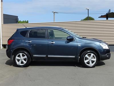 2012 Nissan Dualis - Thumbnail