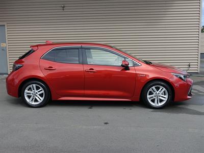 2018 Toyota Corolla - Thumbnail