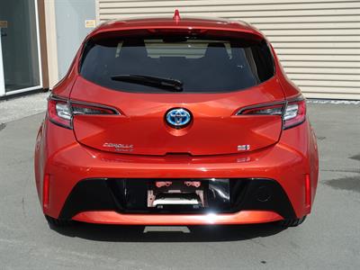 2018 Toyota Corolla - Thumbnail