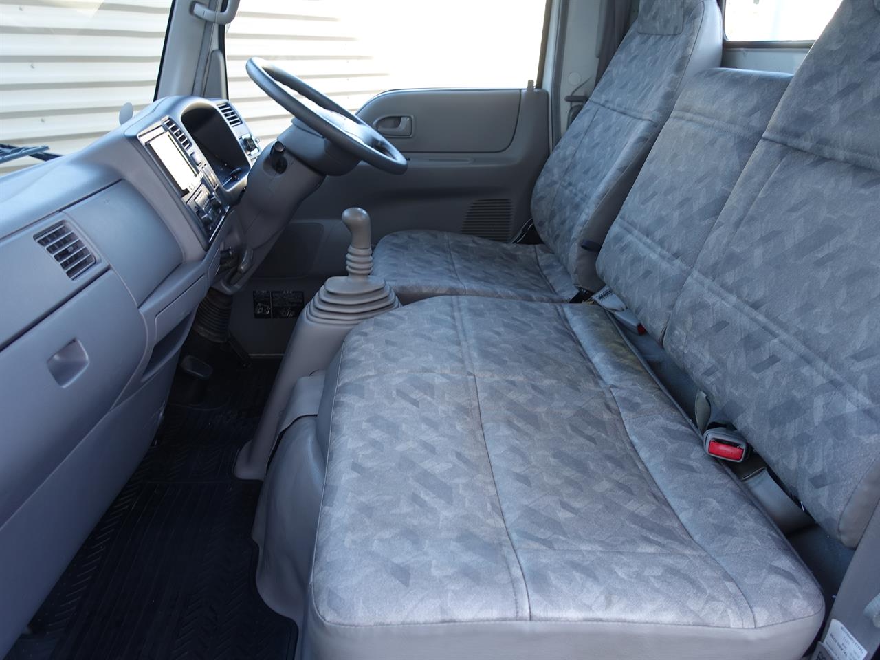 2003 Mazda Titan