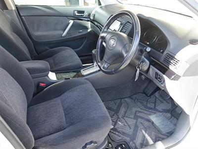 2002 Toyota Allion - Thumbnail