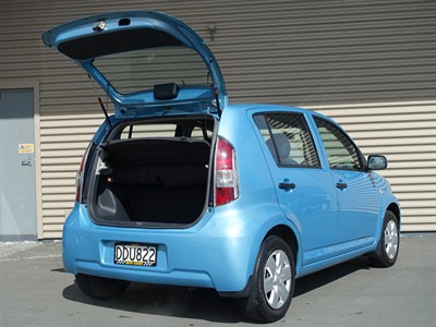 2006 Daihatsu Sirion - Thumbnail
