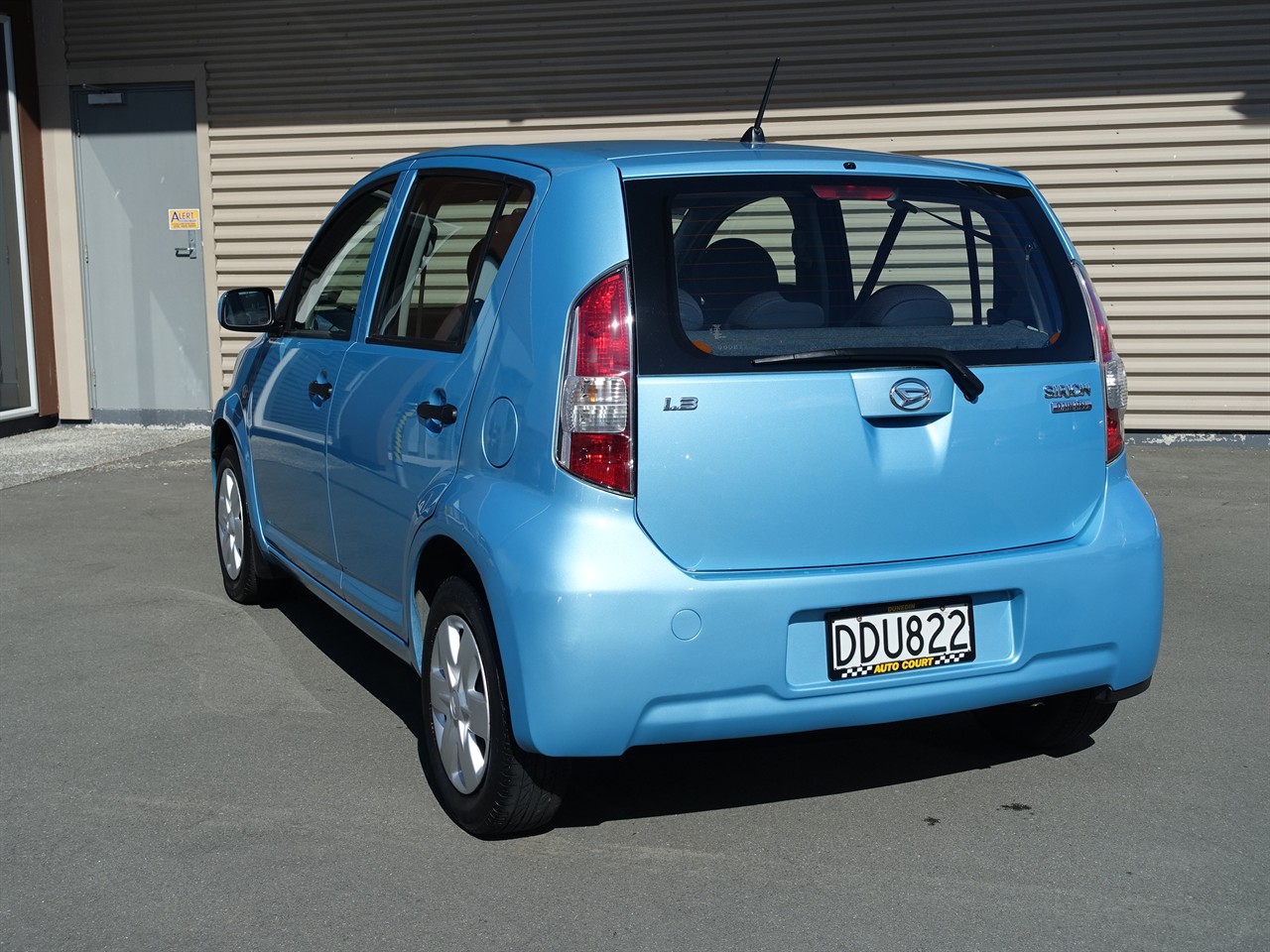2006 Daihatsu Sirion