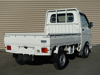 2004 Daihatsu Hijet - Thumbnail