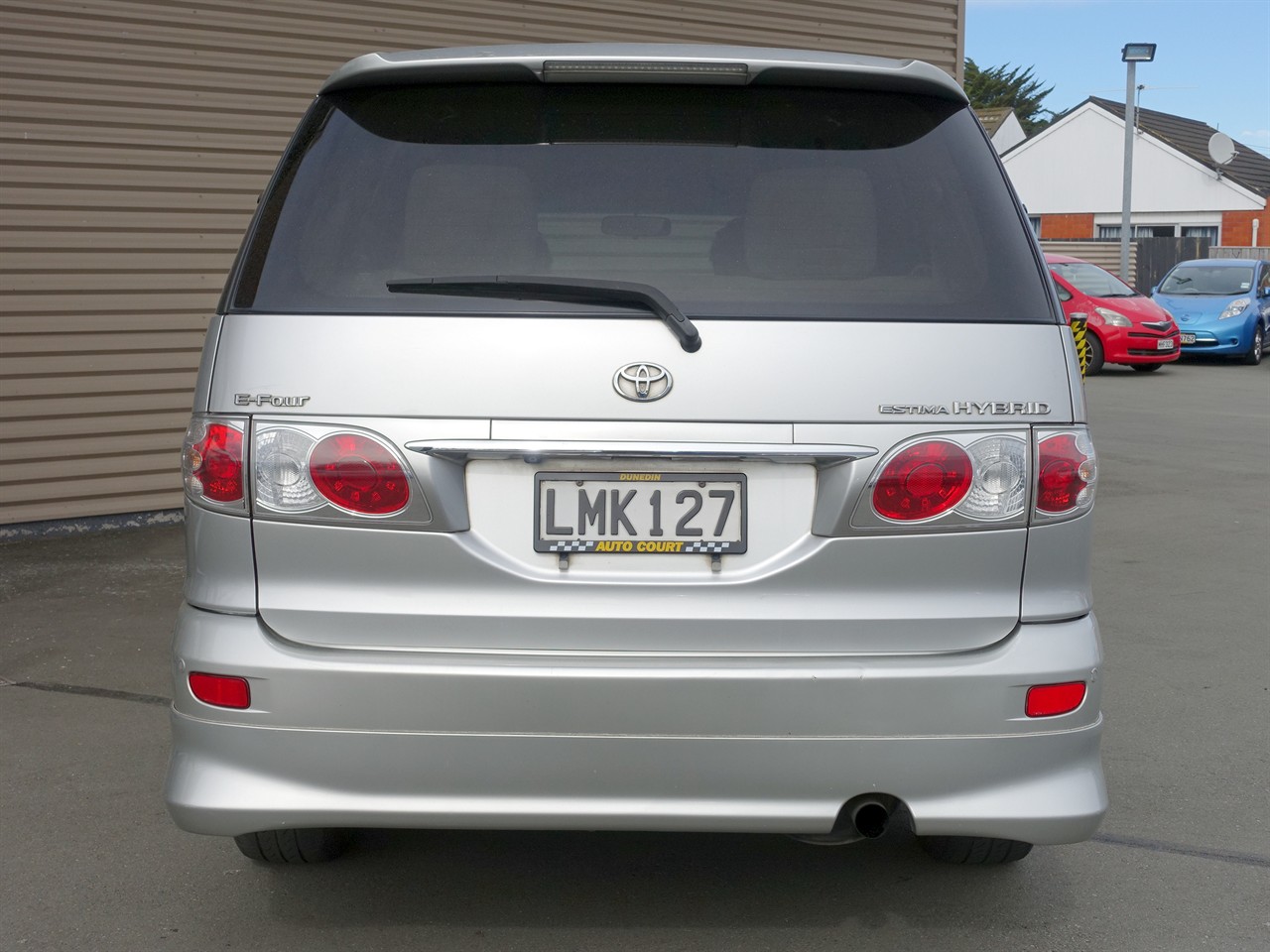2005 Toyota Estima