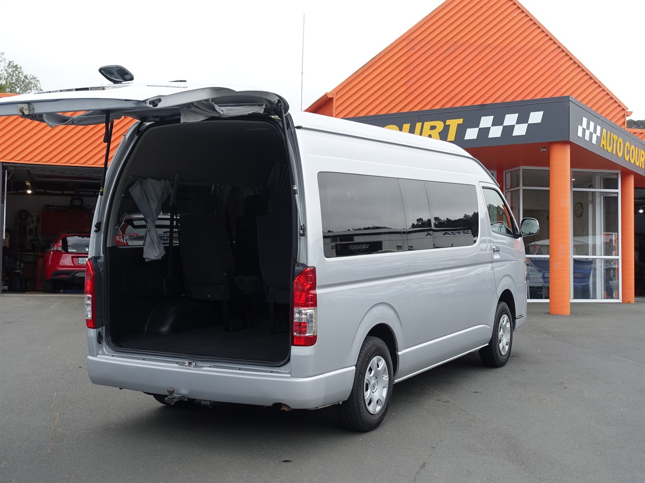 2017 Toyota Hiace