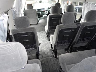 2017 Toyota Hiace - Thumbnail
