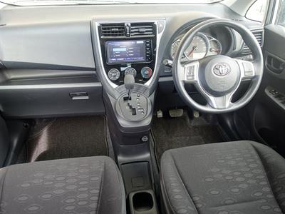 2016 Toyota Ractis - Thumbnail