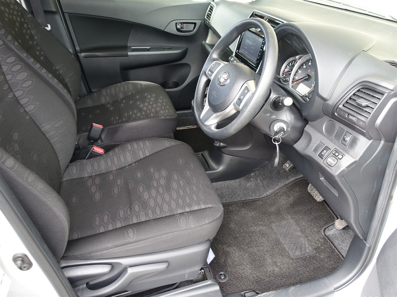 2016 Toyota Ractis