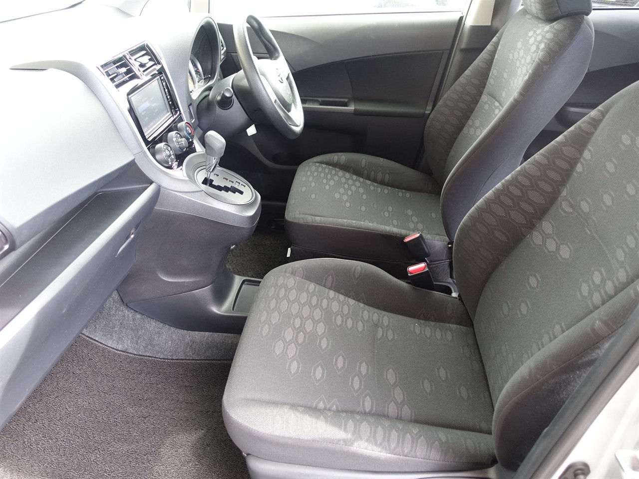 2016 Toyota Ractis