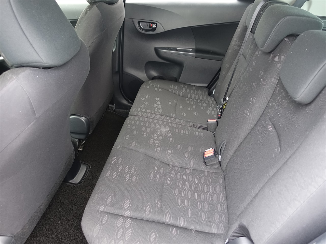 2016 Toyota Ractis