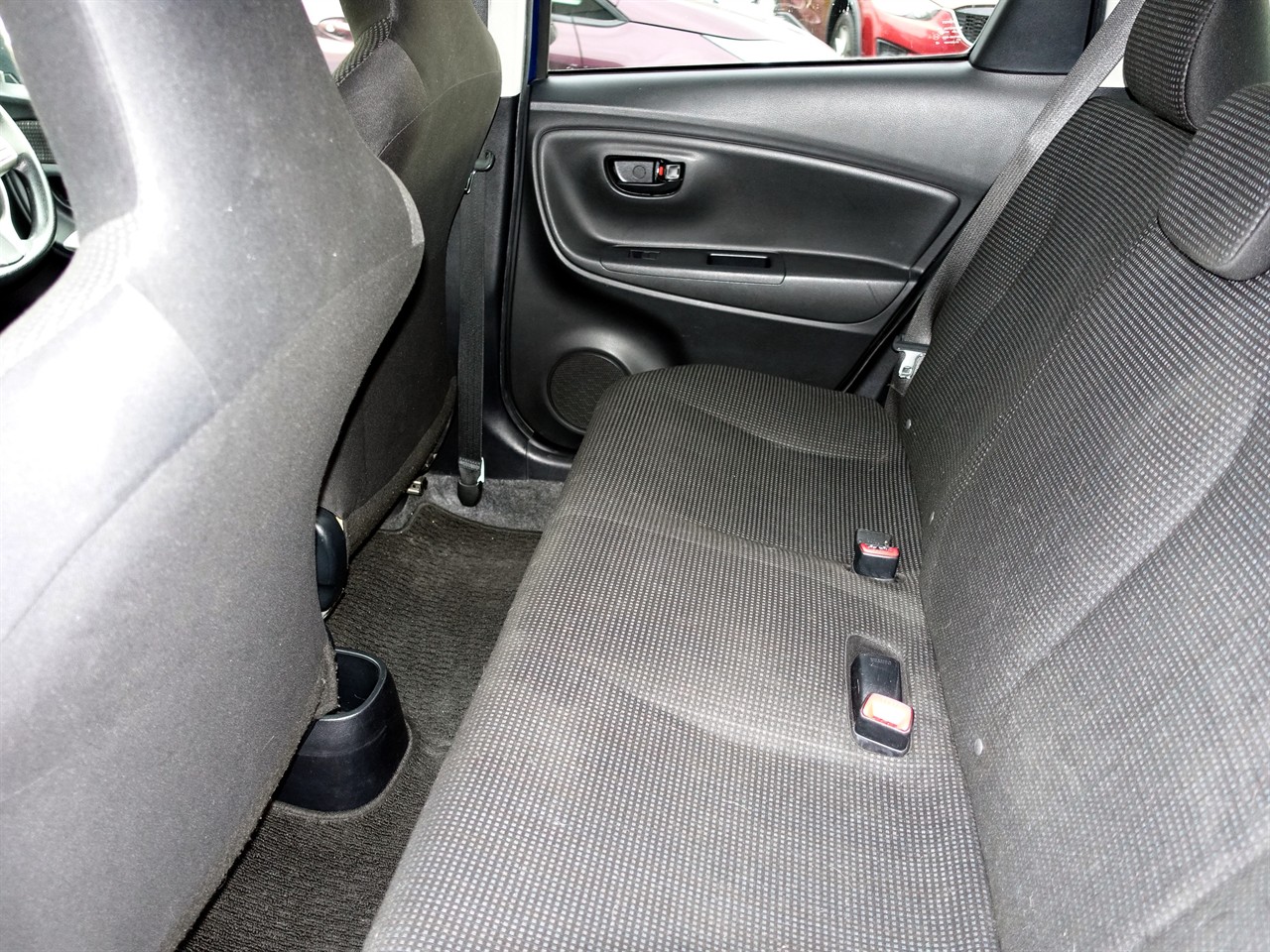 2015 Toyota Vitz