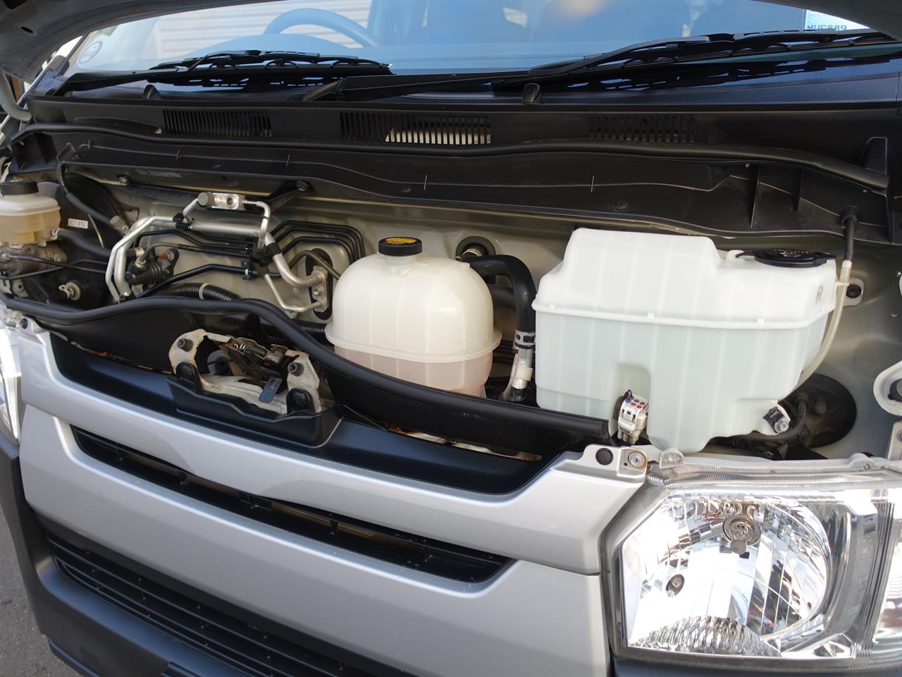 2014 Toyota Hiace
