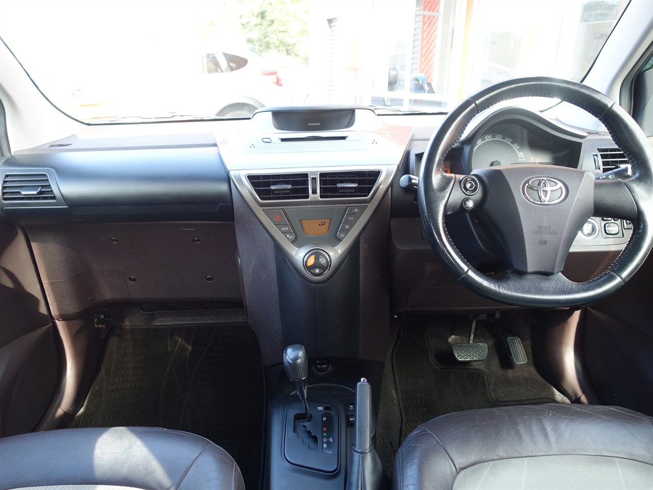 2009 Toyota iQ
