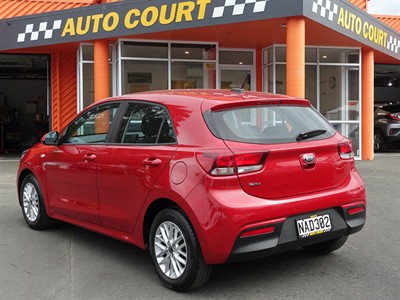 2020 Kia Rio - Thumbnail