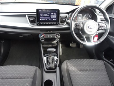 2020 Kia Rio - Thumbnail