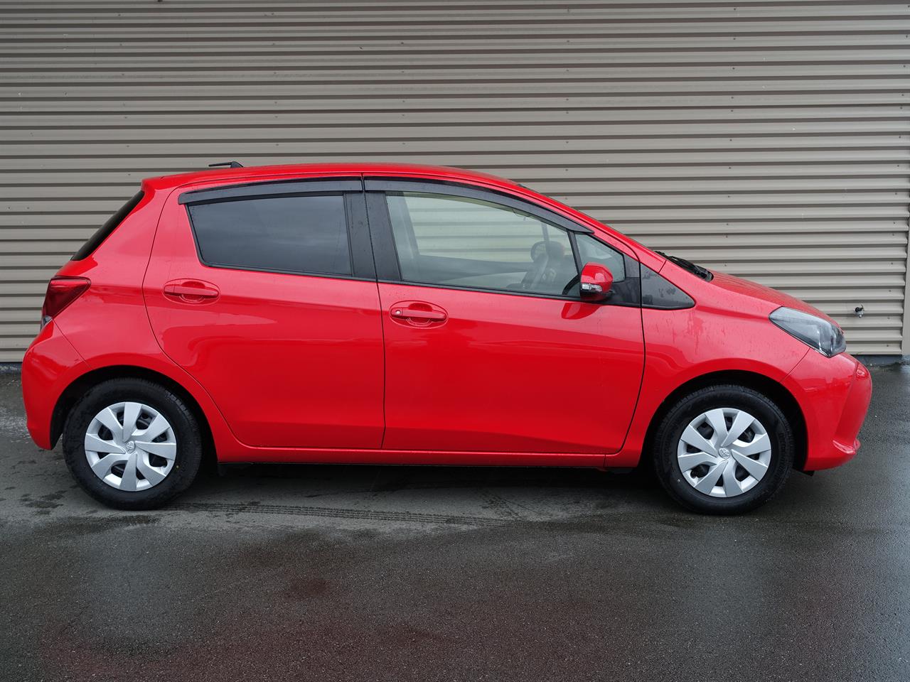 2015 Toyota Vitz