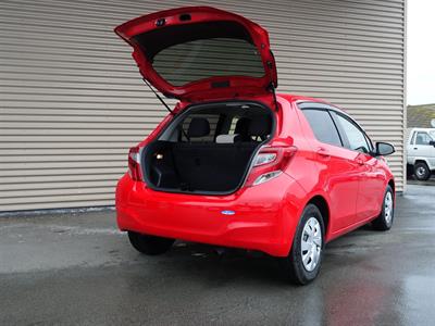 2015 Toyota Vitz - Thumbnail