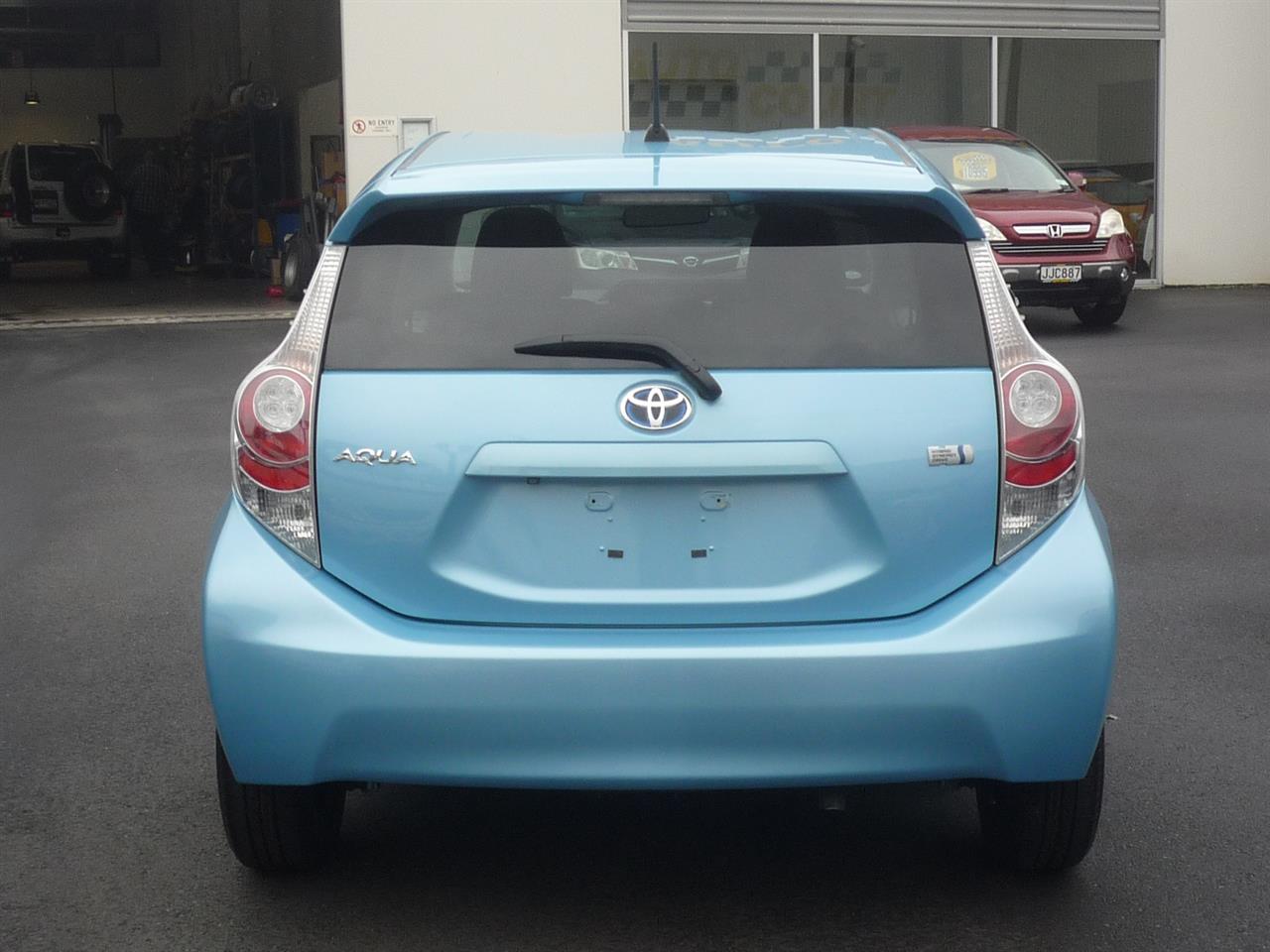 2012 Toyota Aqua