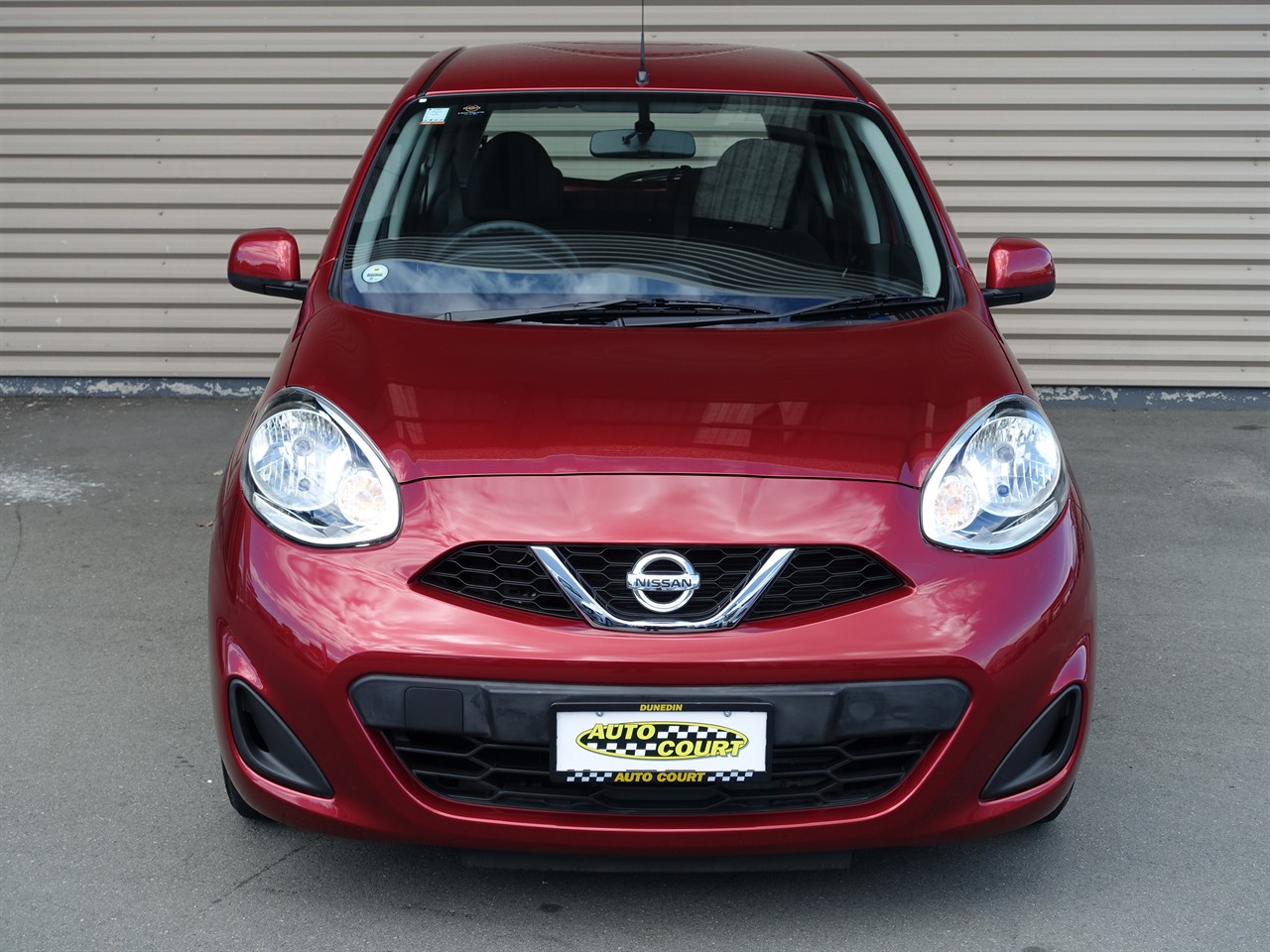 2016 Nissan March