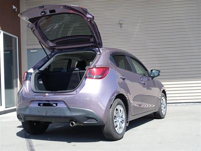 2016 Mazda Demio - Thumbnail