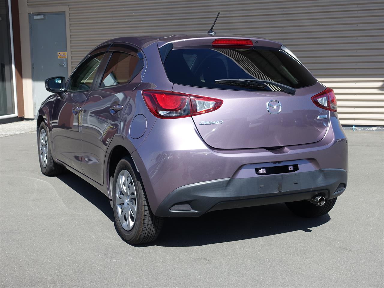 2016 Mazda Demio