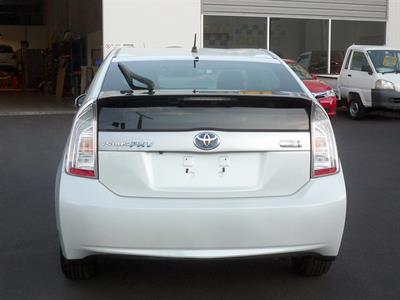 2012 Toyota Prius PHV - Thumbnail