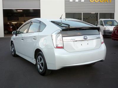 2012 Toyota Prius PHV - Thumbnail