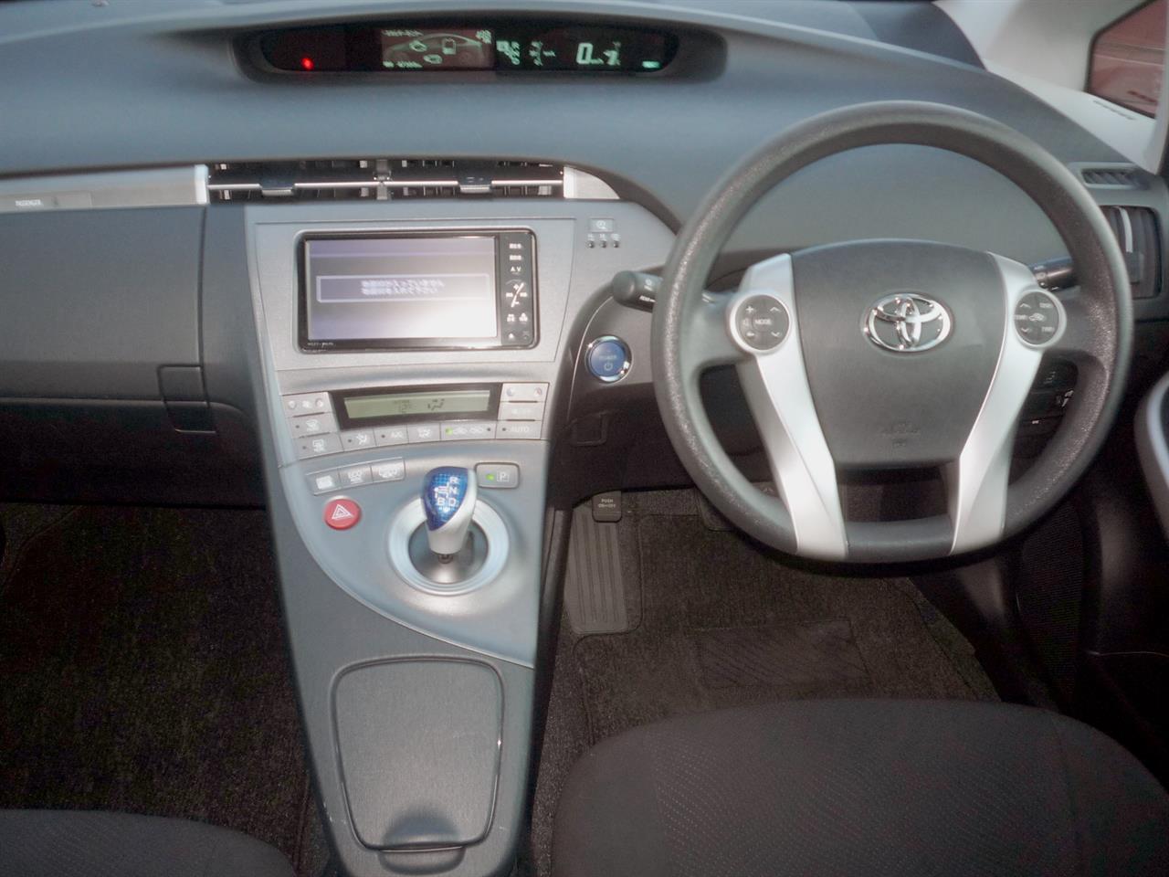2012 Toyota Prius PHV