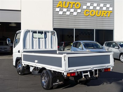 2005 Mitsubishi Fuso - Thumbnail