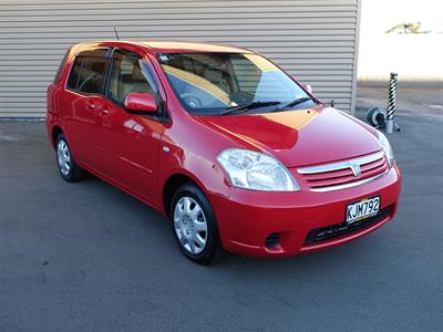2006 Toyota Raum - Thumbnail