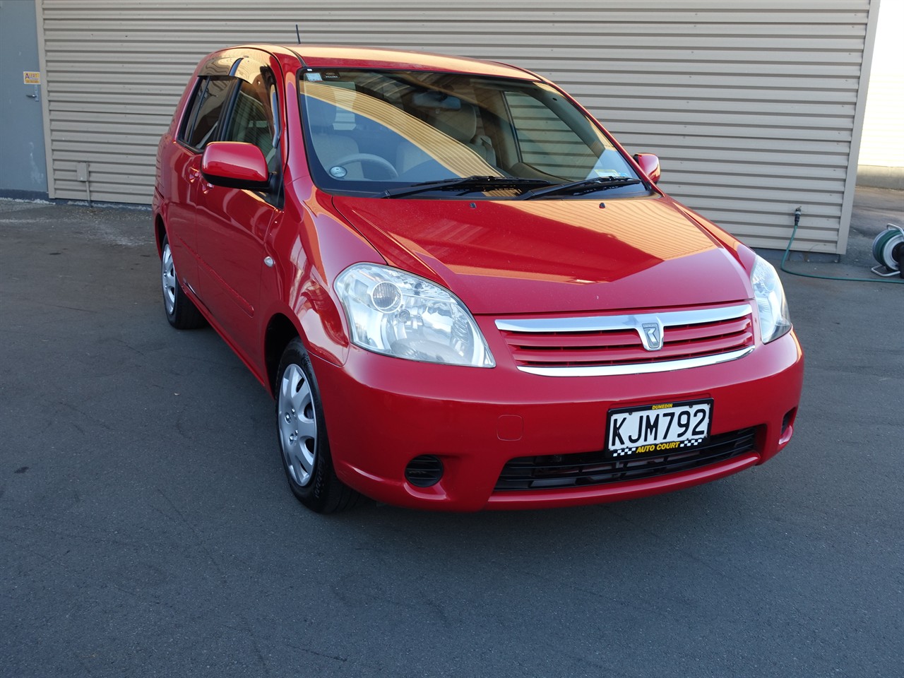 2006 Toyota Raum