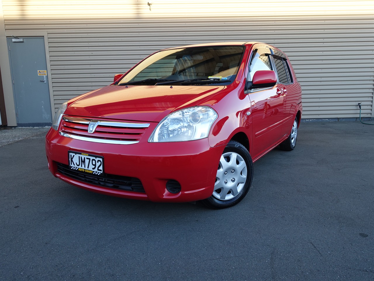 2006 Toyota Raum