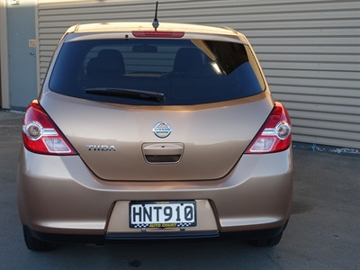 2009 Nissan Tiida - Thumbnail