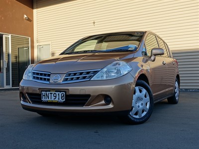 2009 Nissan Tiida - Thumbnail