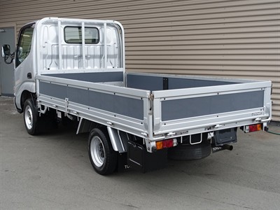 2003 Toyota Dyna - Thumbnail