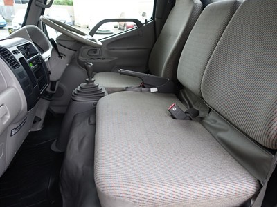 2003 Toyota Dyna - Thumbnail