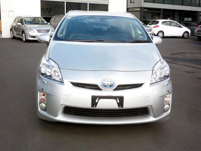 2010 Toyota Prius - Thumbnail