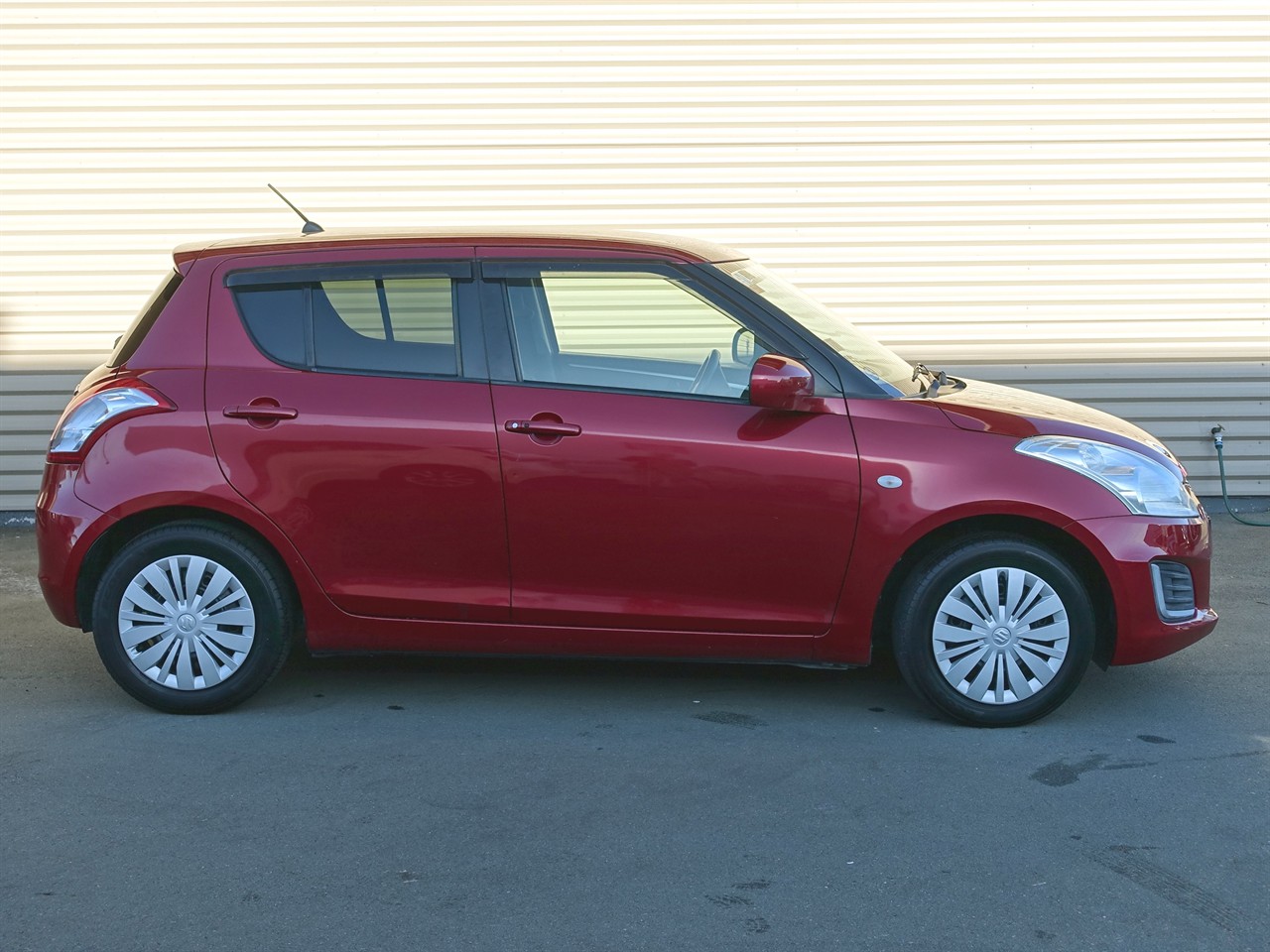 2013 Suzuki Swift