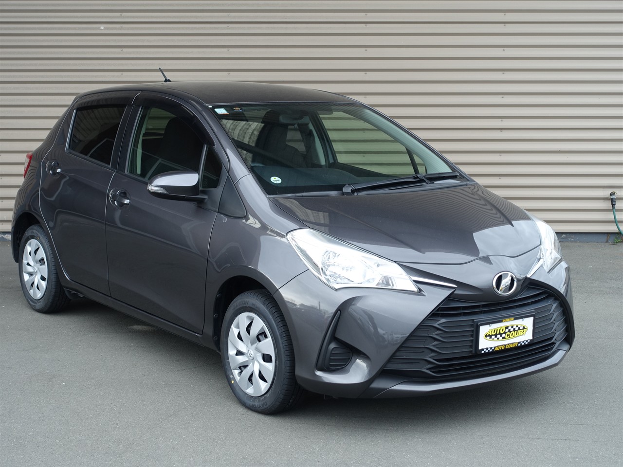 2017 Toyota Vitz